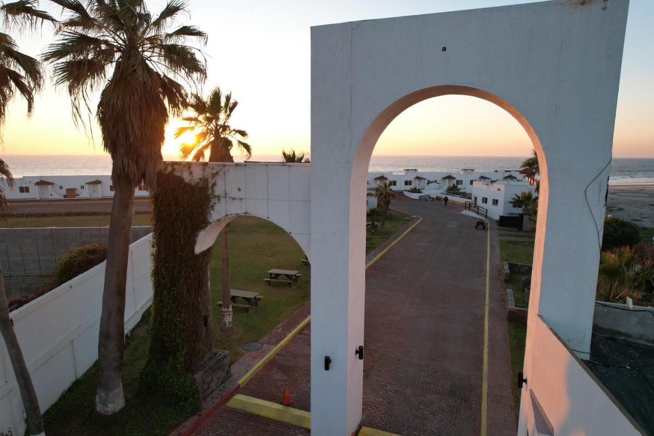 Quinta Pacifica Beachfront Villas Rosarito Exterior photo